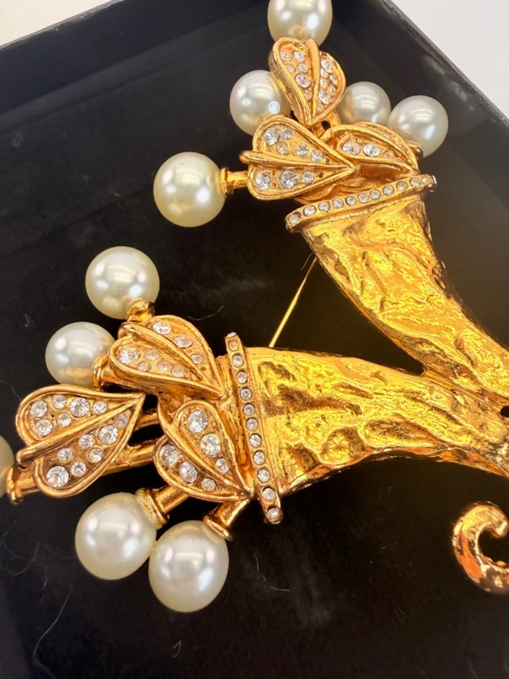 Vintage CHANEL Cornucopia Pearl Brooch Collectors Piece